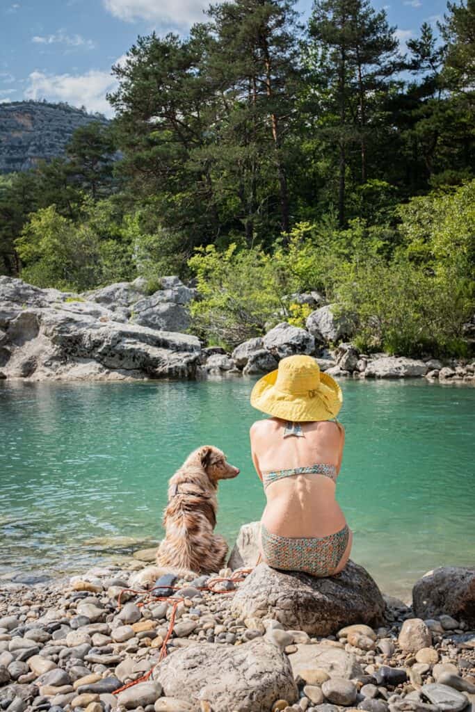 plages chien dans les gorges du verdon